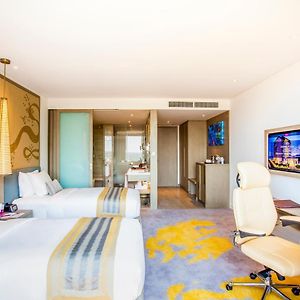 Standard Twin Room Pool View